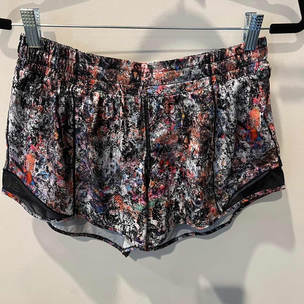 Lululemon Multicolor Hotty Hot Shorts